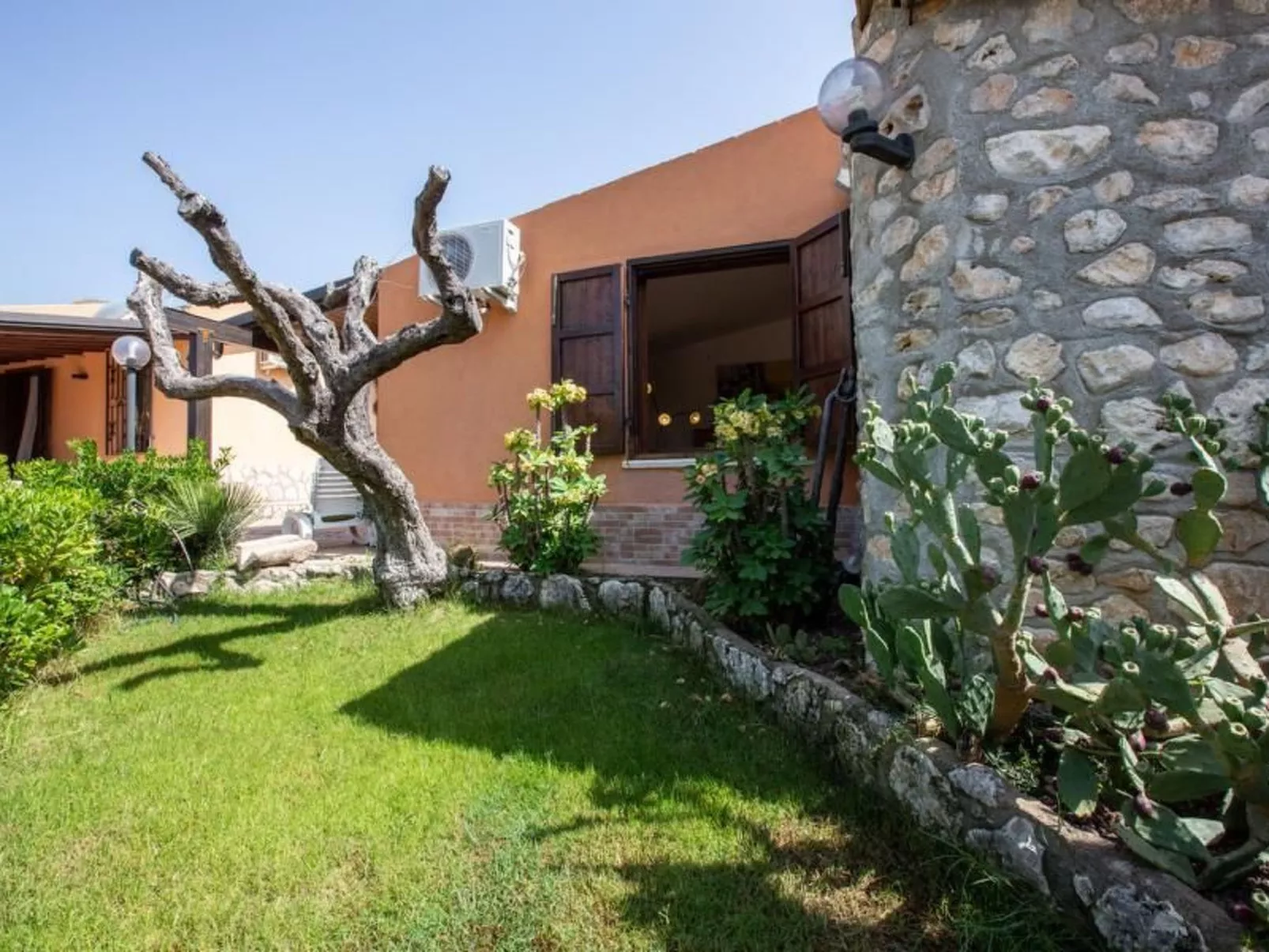 Ferienvilla mit privatem Pool für 7 Personen mit Garten - Outside