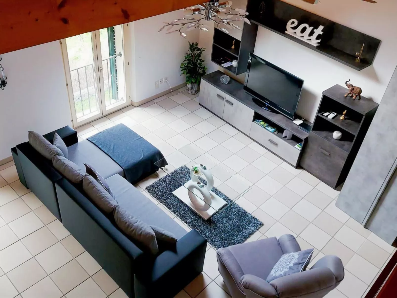 Entspannende Ferien im grünen Gambarogno - Dedans