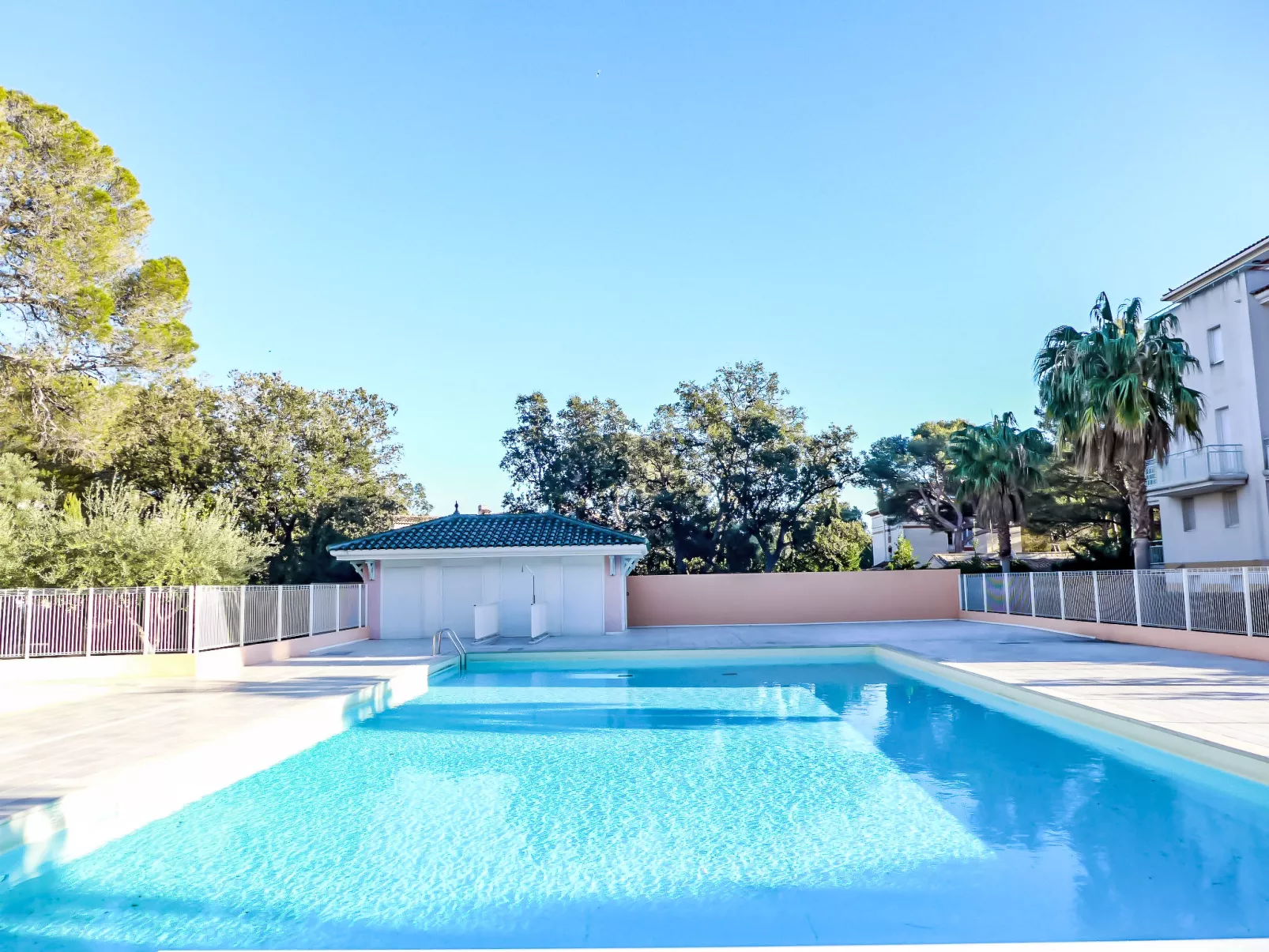 Les Calanques du Parc - Draußen