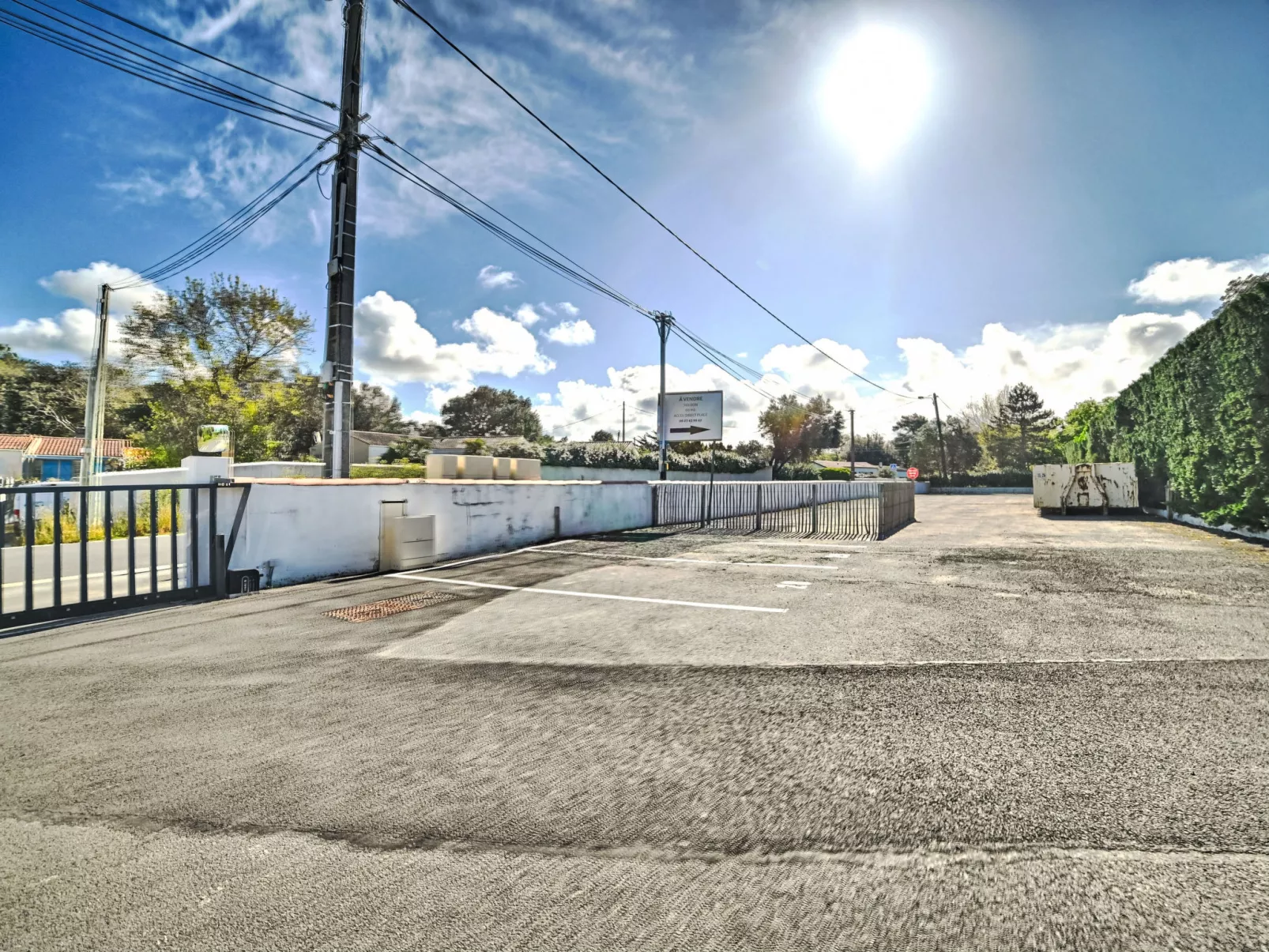 Les Cariatides 6 - Draußen