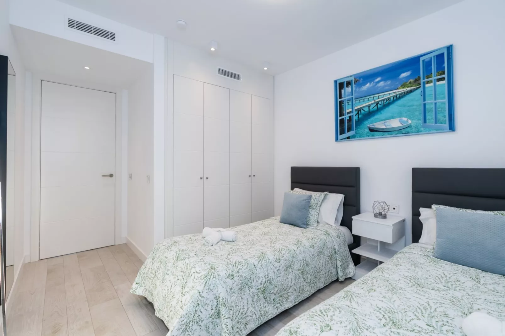 Elegant 2-Bed Apartment | Alcazaba Lagoon (1604) - Chambre