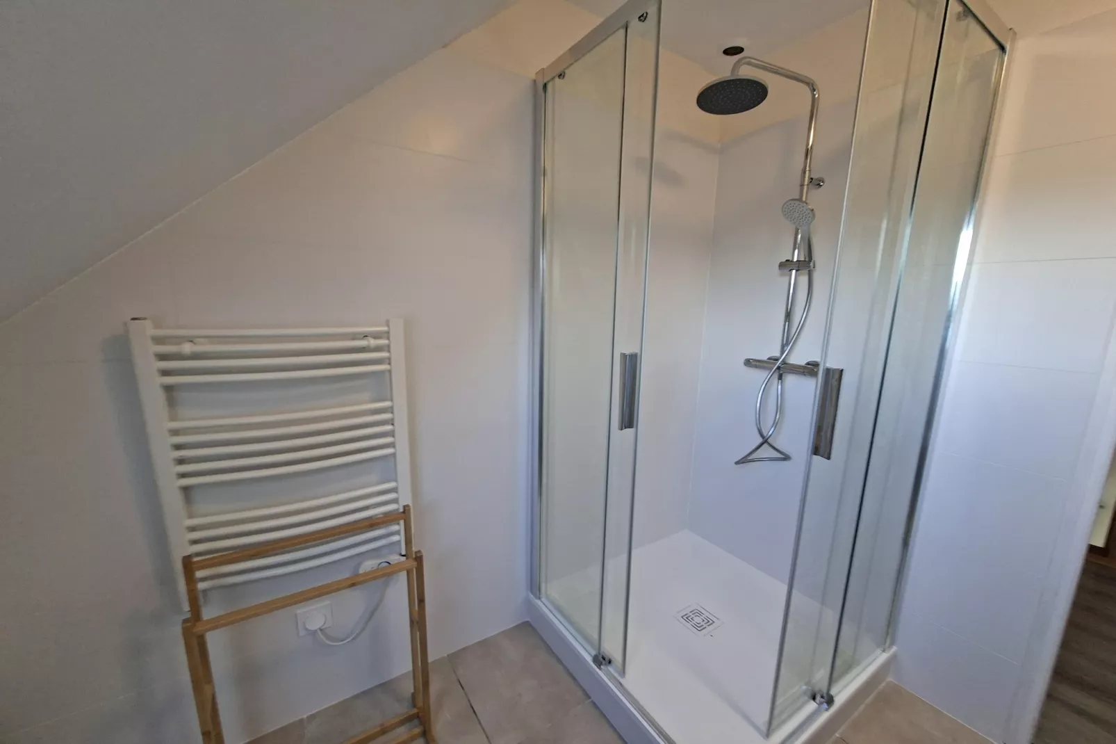 Ferienhaus mit Panoramablick Le Conquet - Bathroom