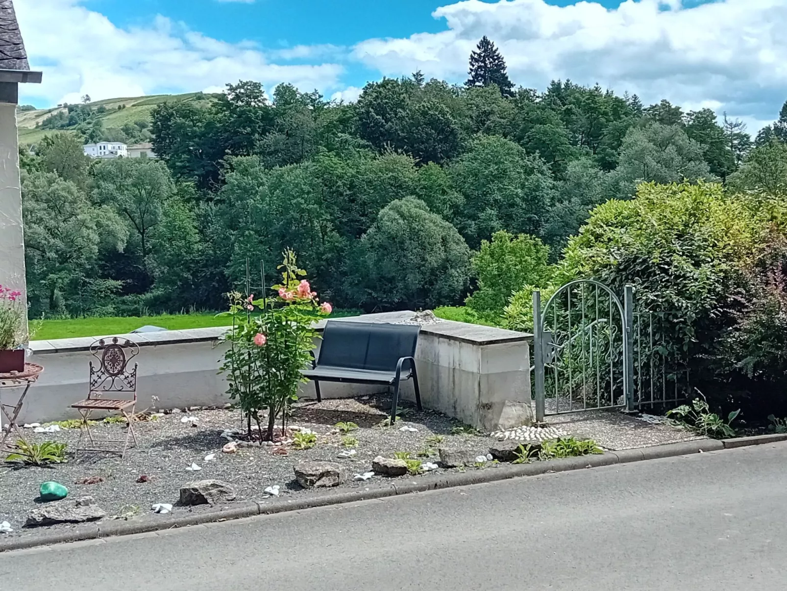 Tolle Wohnung in Klüsserath mit Großem Garten - Draußen