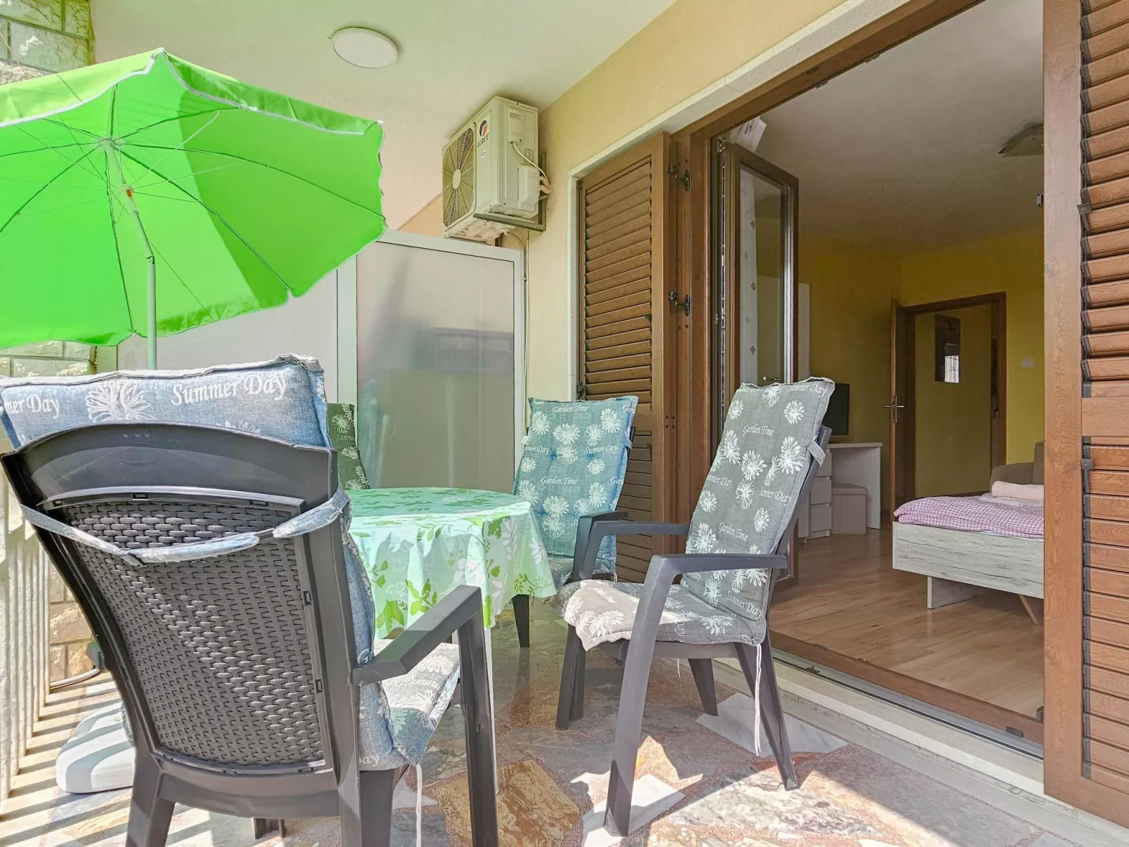 Wohnung "Aurelio" mit Terrasse - Dedans