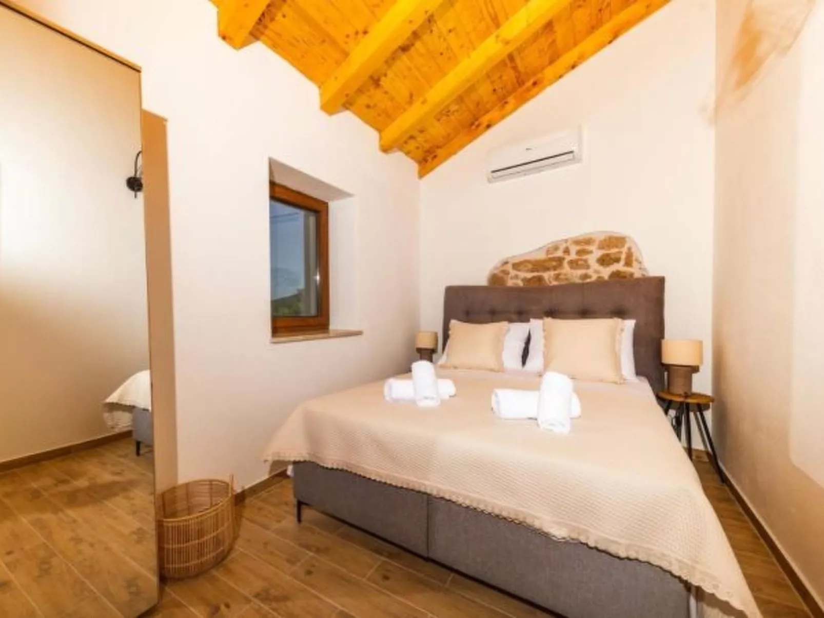 Stone villa Marita with pool - Image-tags.info