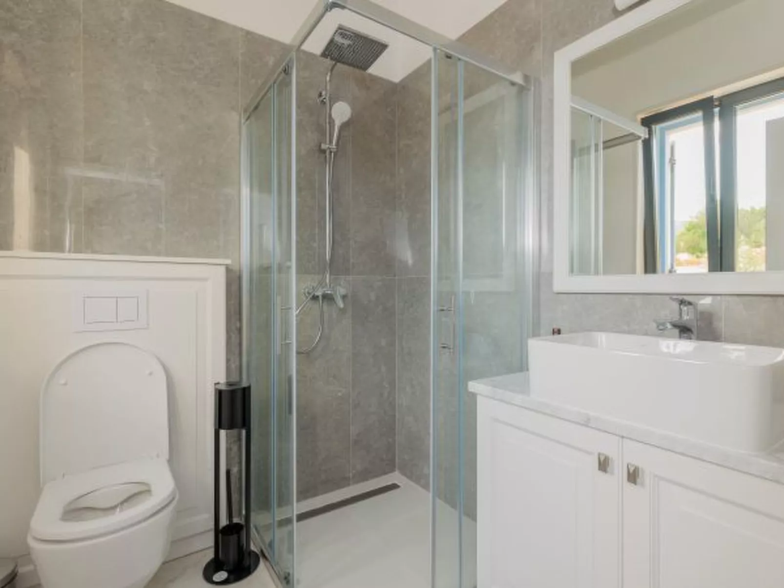 Seafront Villa Adriatica with pool - Image-tags.info