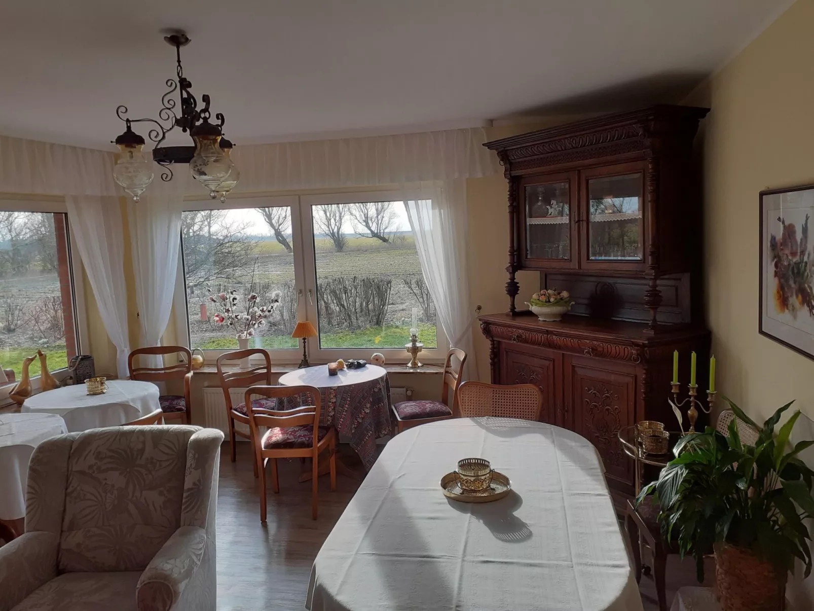 Gästezimmer mit Terrasse - Inside