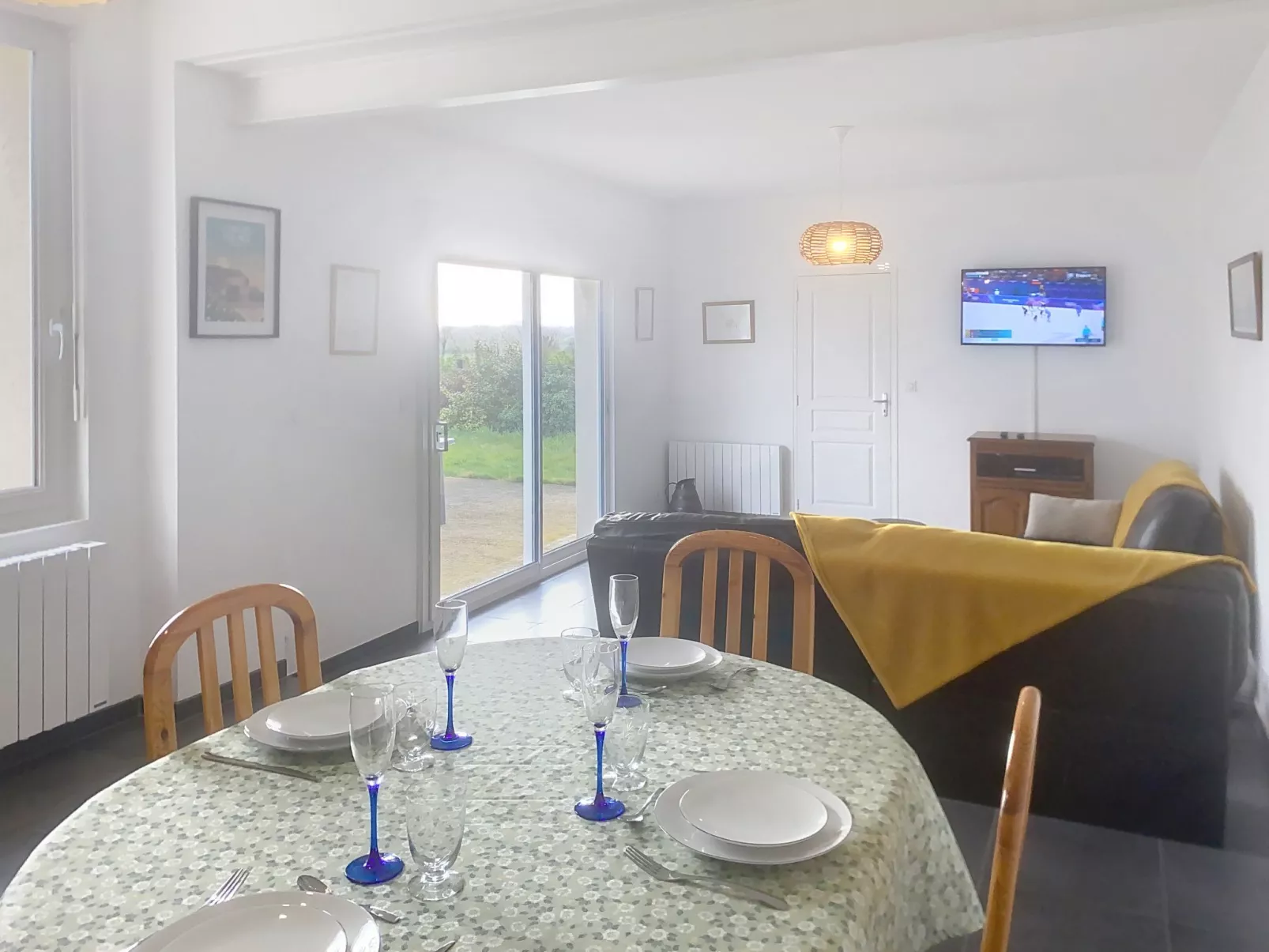 Mahionias's cottage - Drinnen