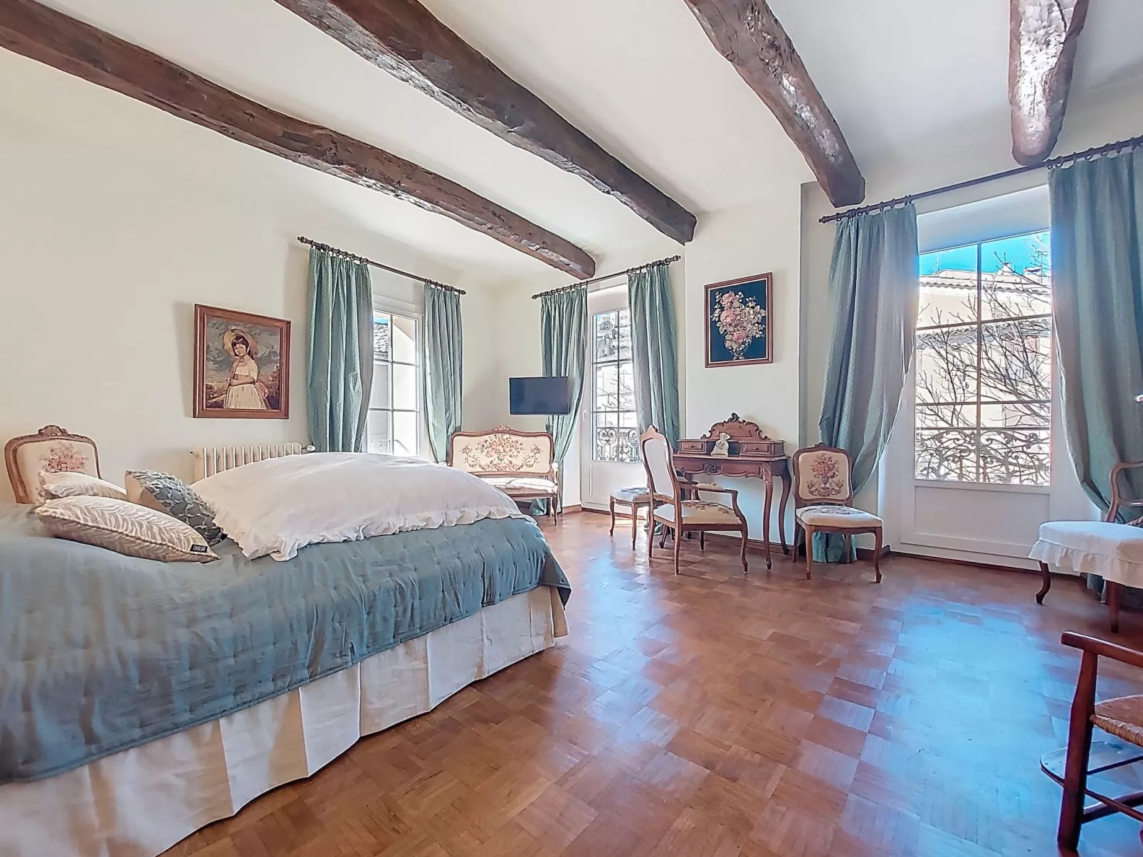 L ancien Hôtel Creste - Inside