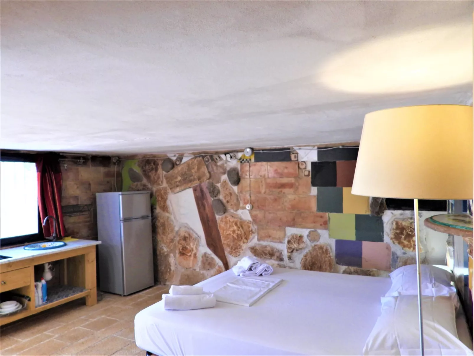 Giniusa' Studio mit Whirlpool-Badewanne - Inside