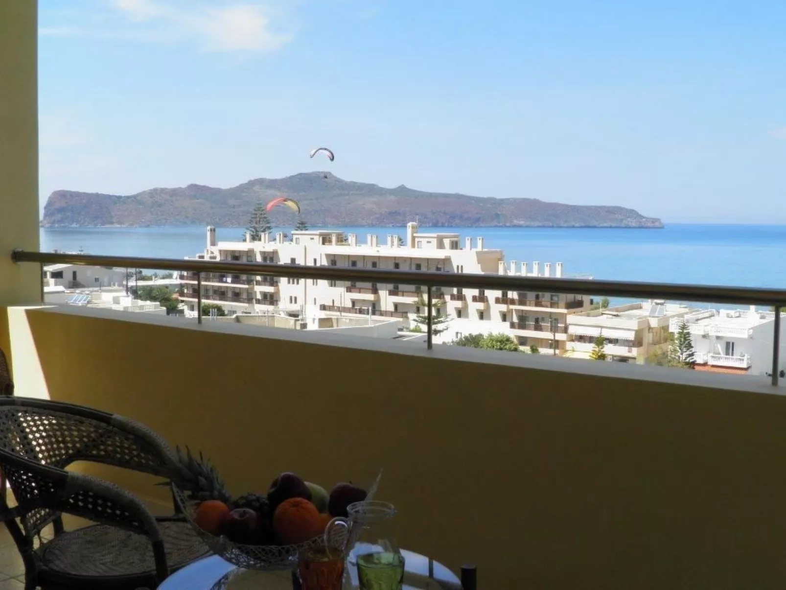 Sehr geräumiges Apartment mit eigenem Pool und Whirlpool - Drinnen