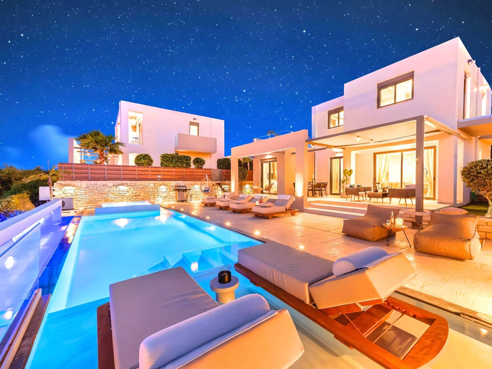 Villa "Minoas Grand" mit Blick auf das Wasser - Drinnen