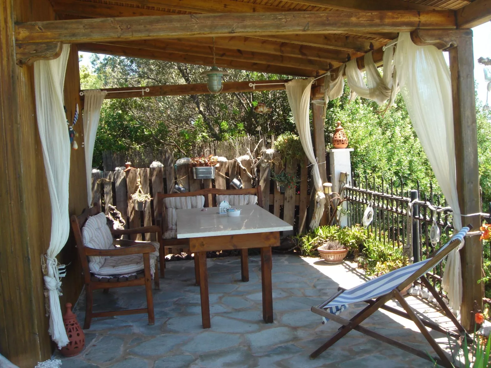 Aus dem Garten direkt an den Strand - Draußen