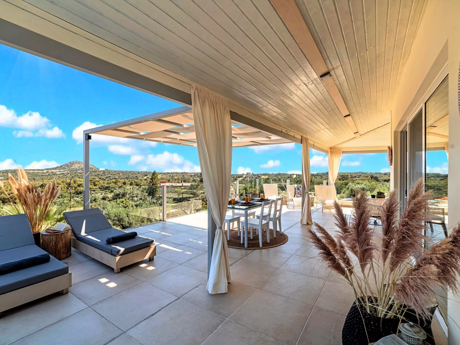 Olivengrüne Villa mit privatem beheiztem Pool - Image-tags.info