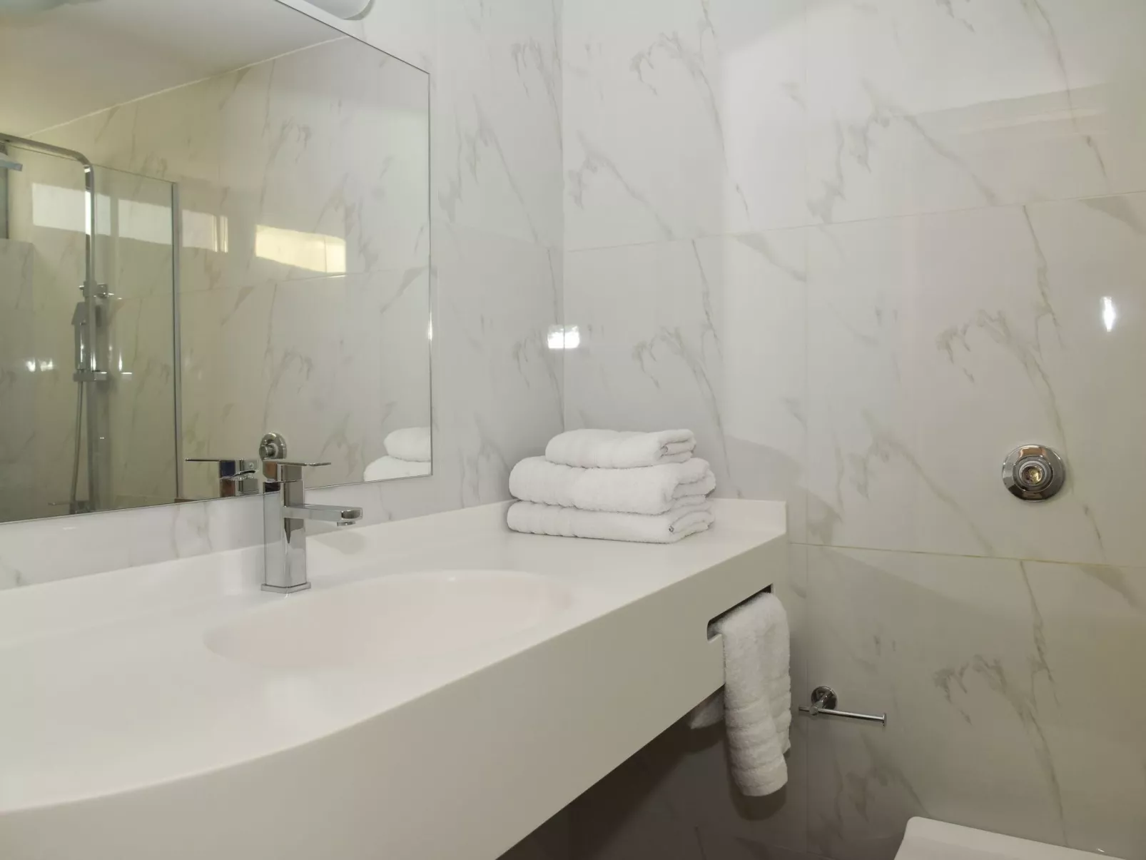 "Villa Kallia" mit Infinity-Pool - Inside