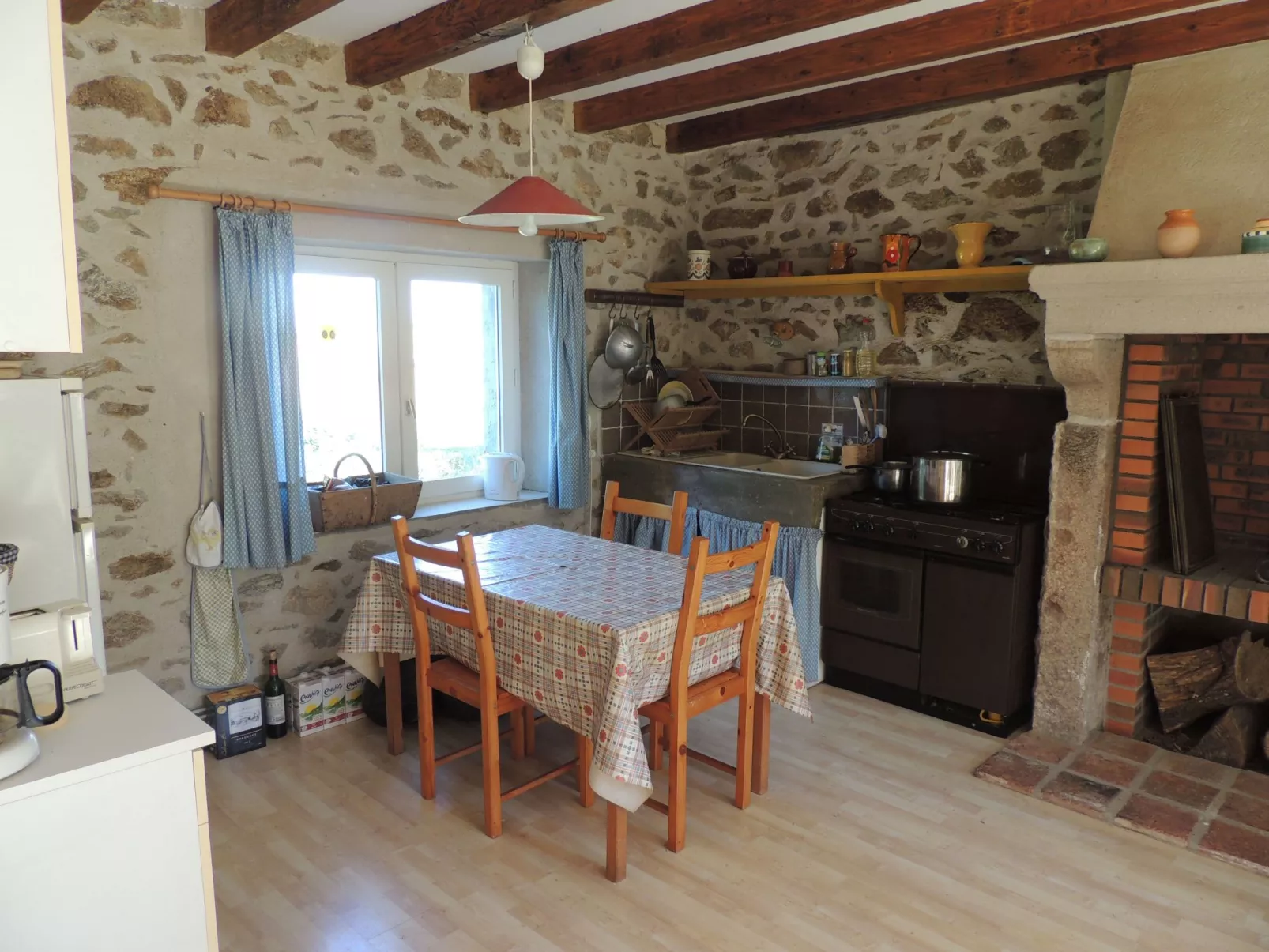 Charmantes Haus in der Auvergne - Image-tags.info