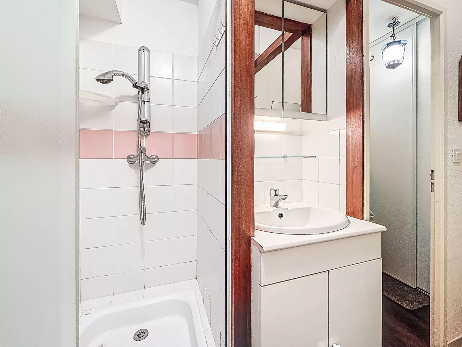 Clos de Kerallan - Inside