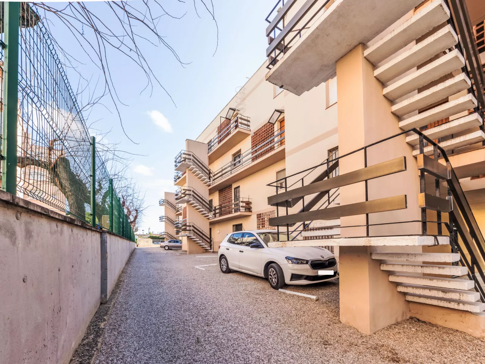 Pompeyo I - Draußen