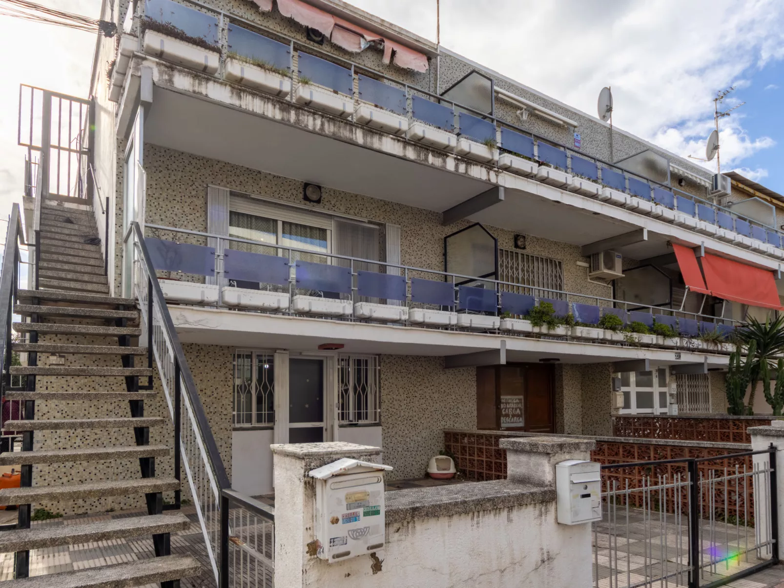 Tomas de Victoria - Dehors