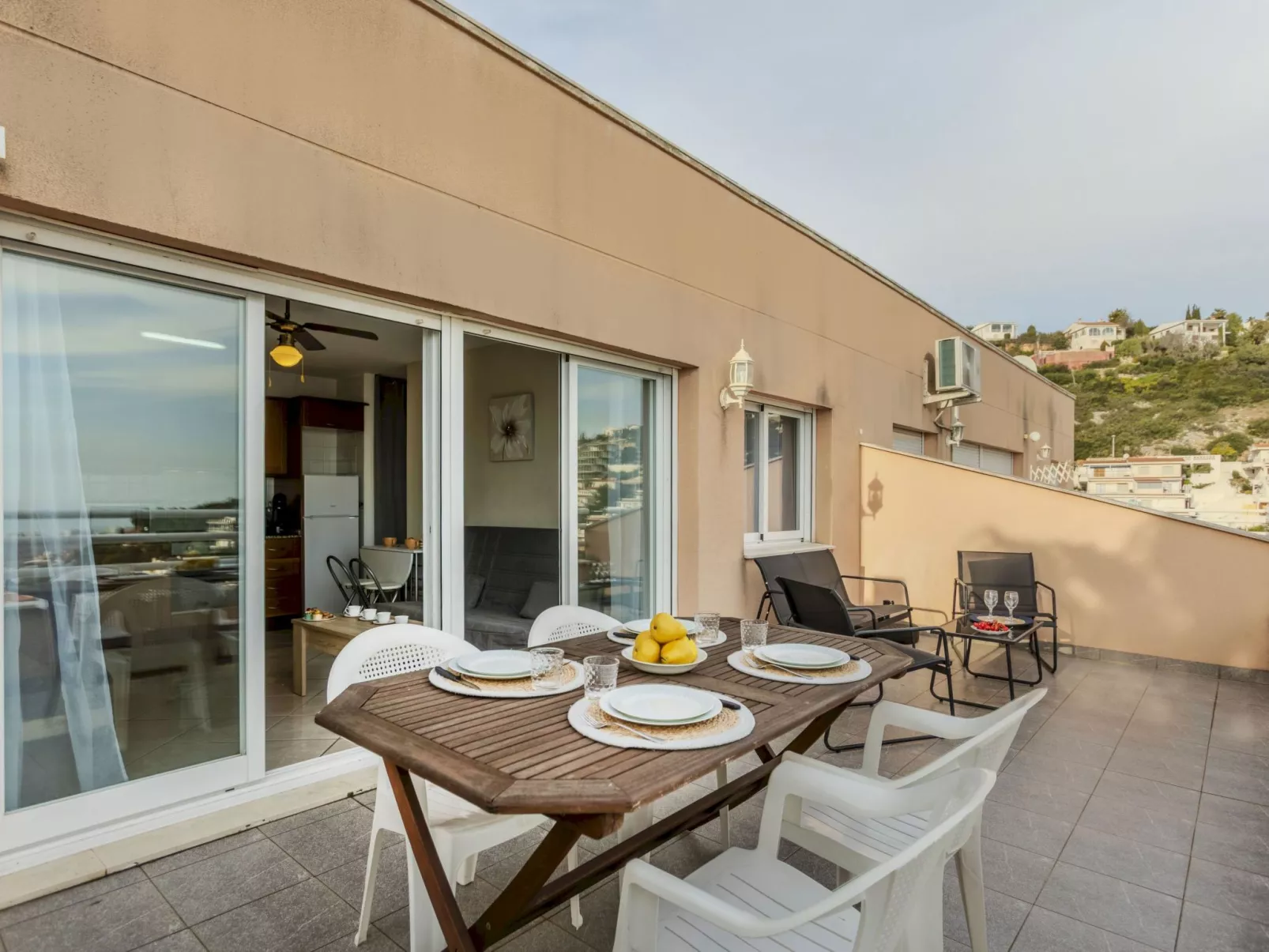 Montemar II - Draußen