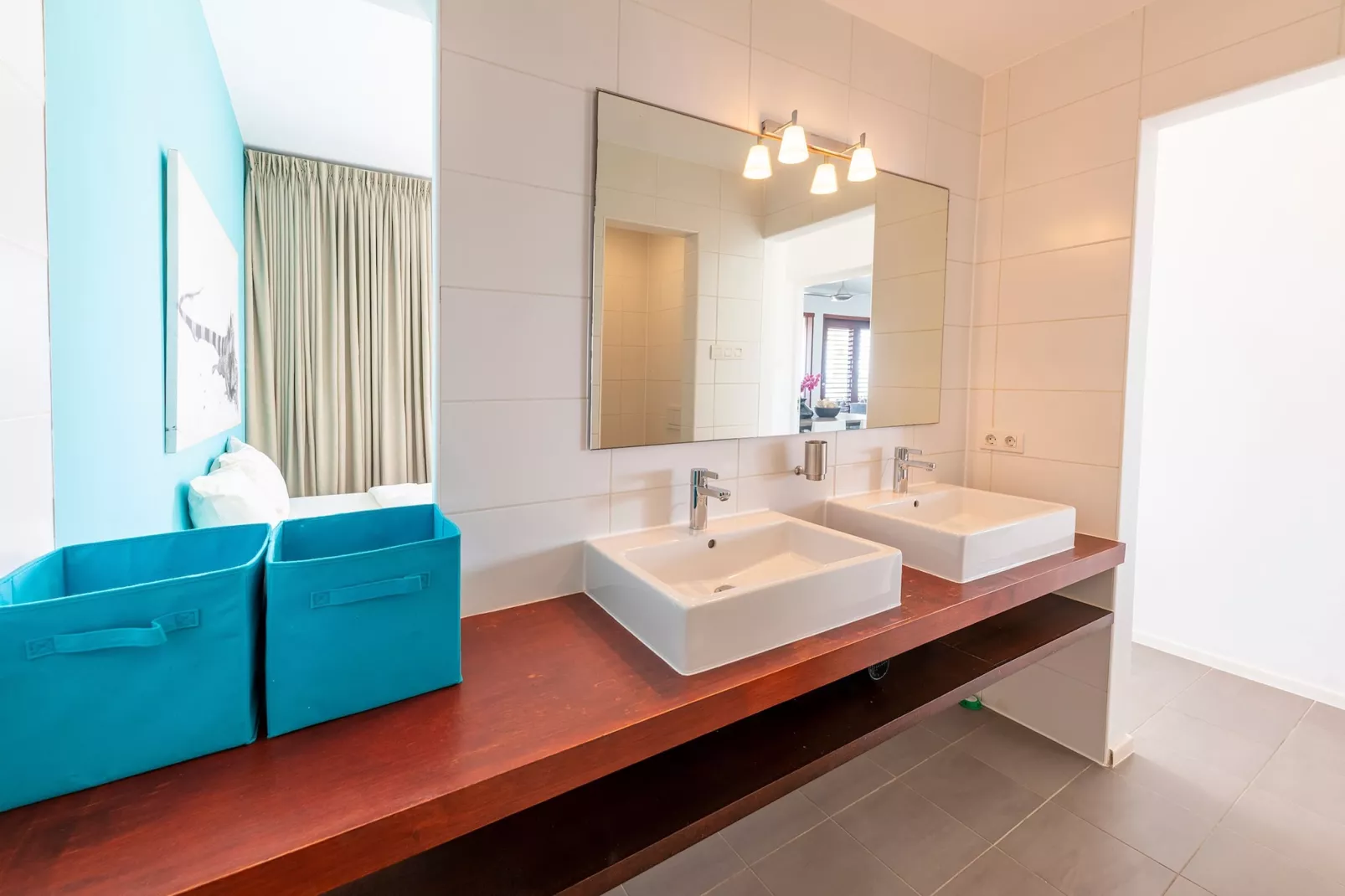 Rise and Shine Boca Gentil - Bathroom