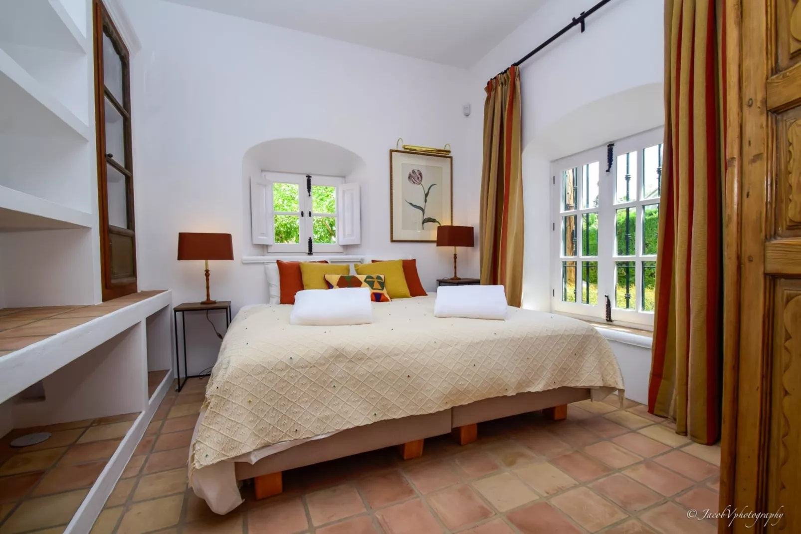 A Real Oasis in  Colonial style - Bedroom