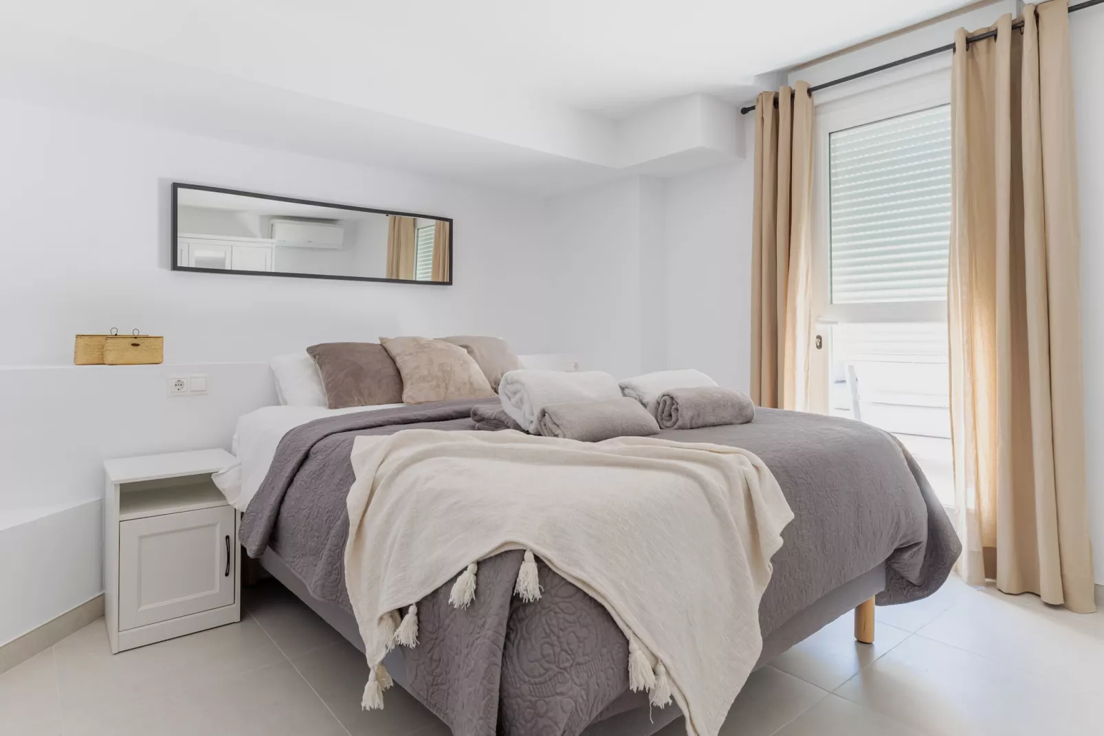 Elegant Villa with sea Views & Pool Marbella - Bedroom