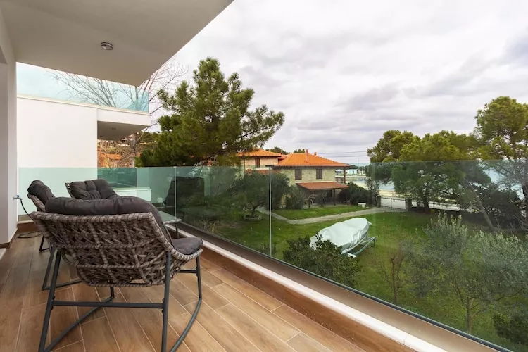 Acrotel Porto Brava Luxury Villas Ormos Panagias 3-bedroom villa 2 - 6 pax - Terrasse