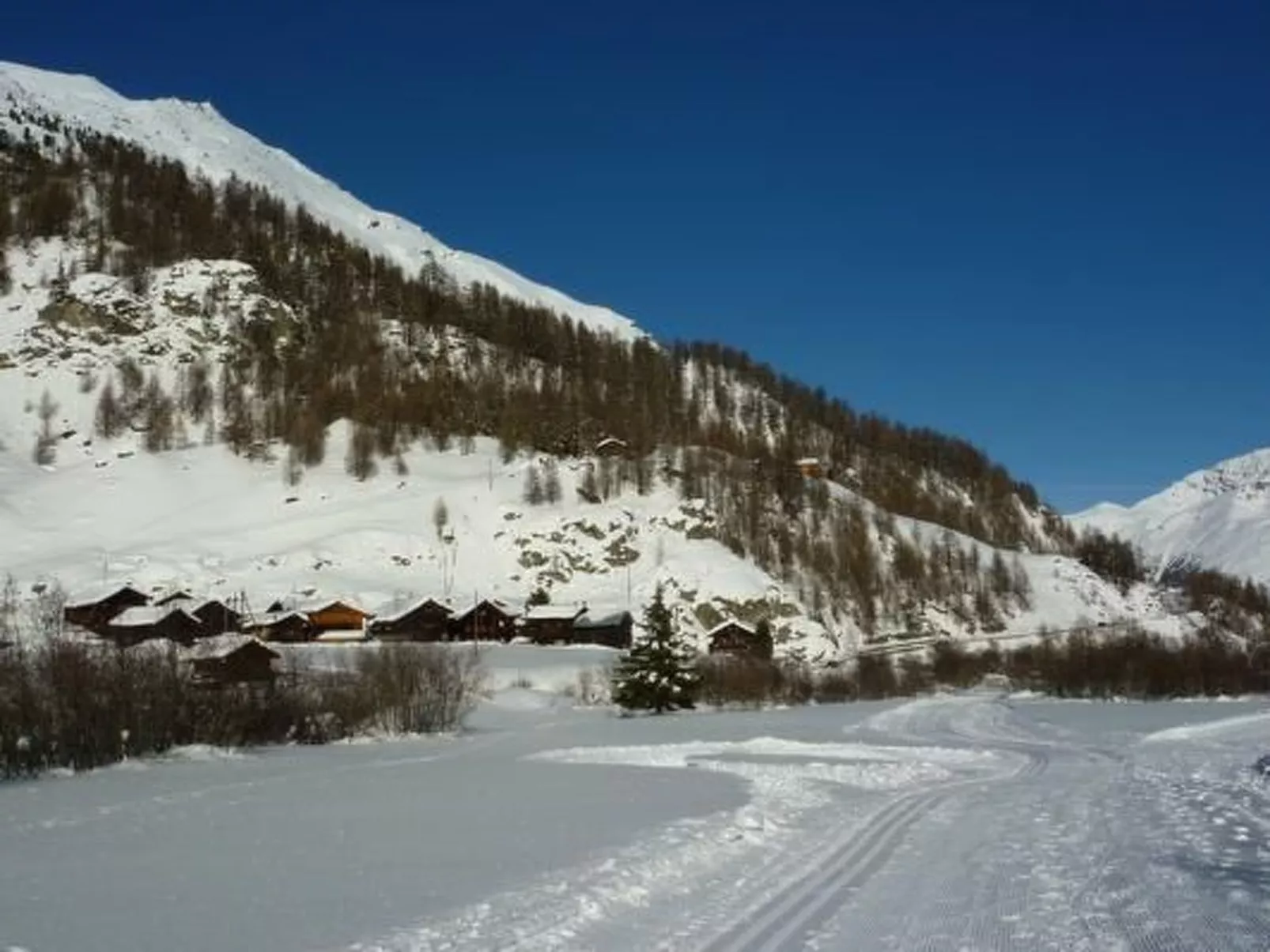 Chalet Le Murmure du Torrent - Draußen