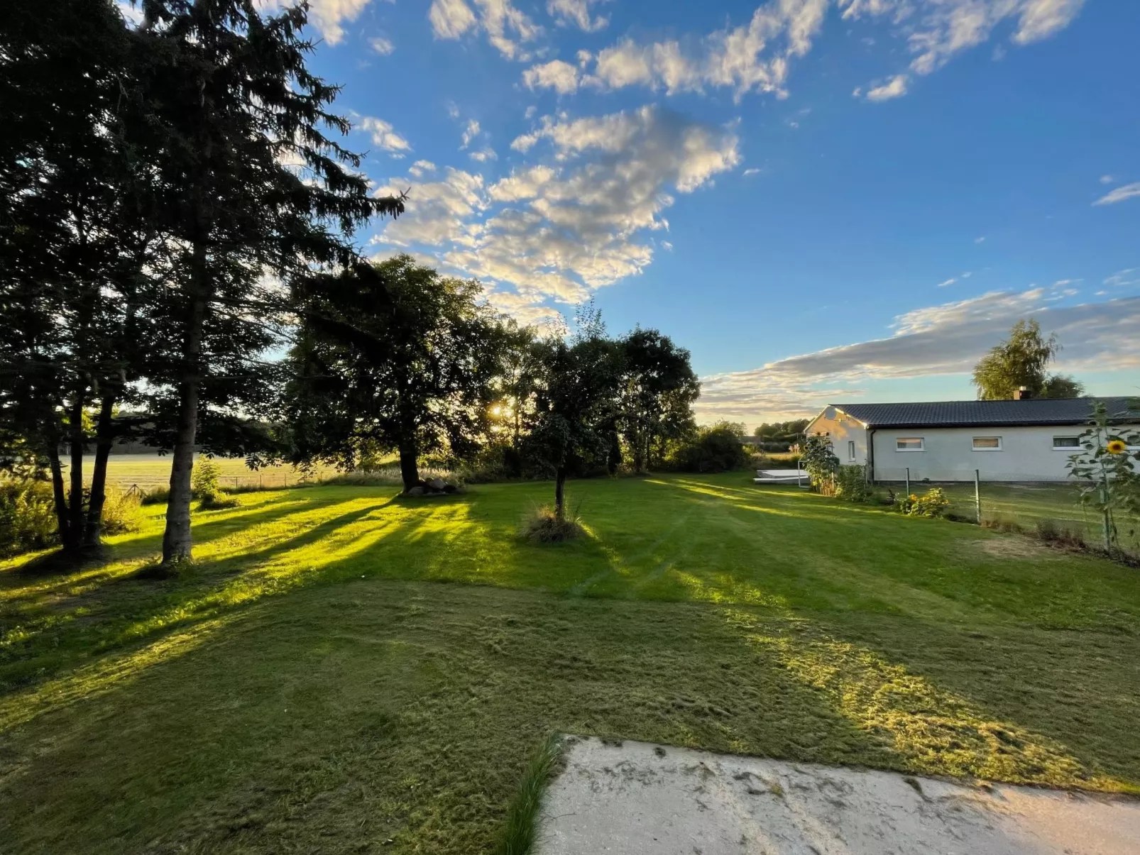 In Rozwarowo mit Schöner Terrasse - Outside