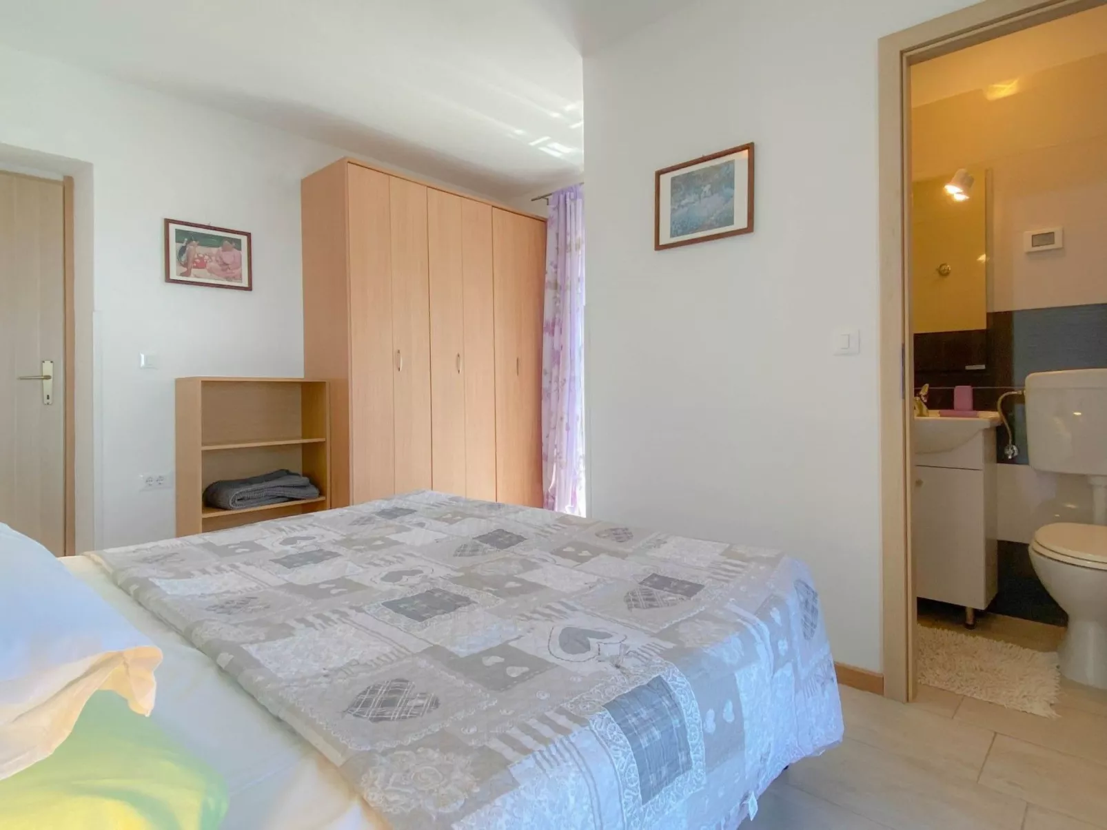 "Belvedere gore" - Inside