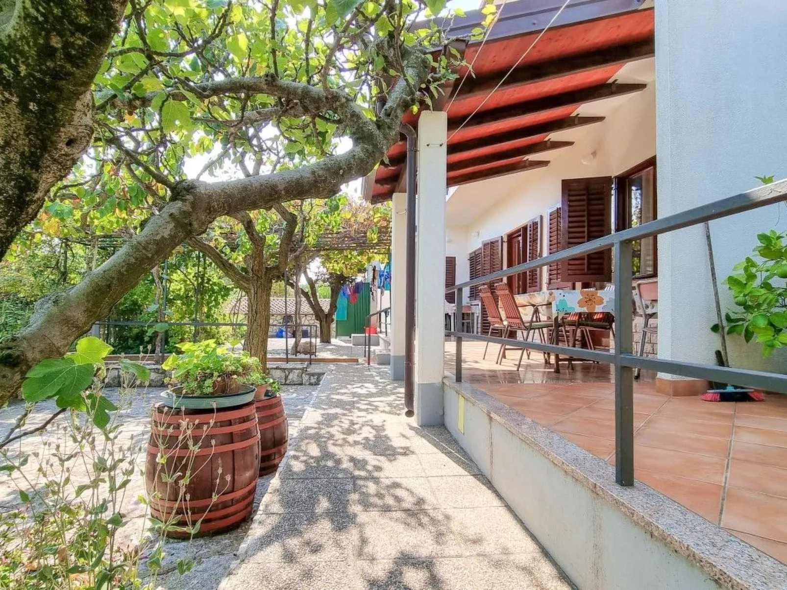 Für 5 Personen ca. 70 m&sup2; in Novigrad, Adriaküste Kroatien (Westküste von I - Dehors