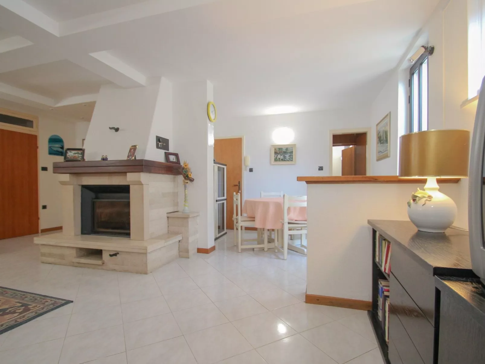 Rafi für 5 Personen - Drinnen