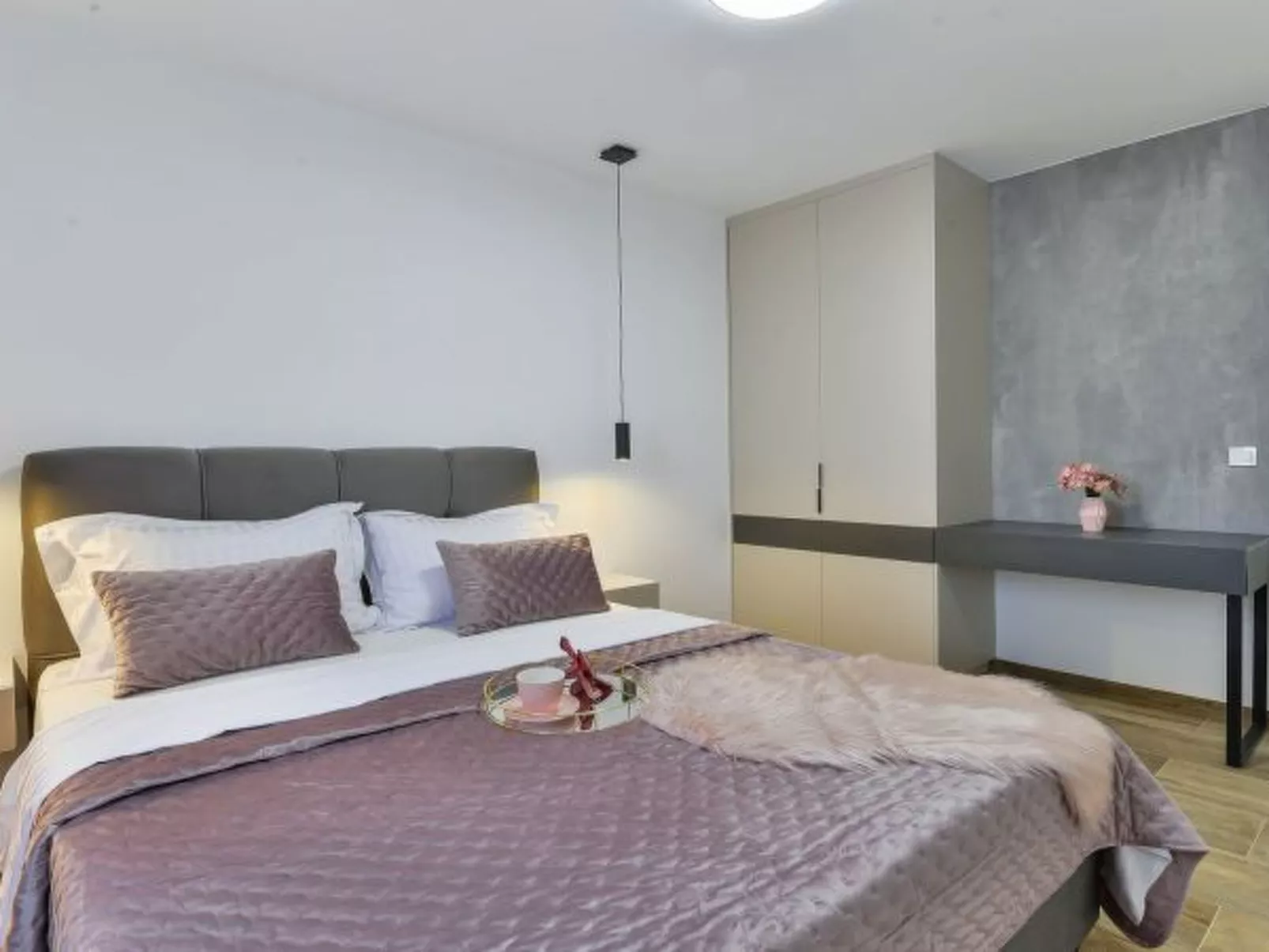 Villa Zariva with pool and panoramic mountain and - Image-tags.info