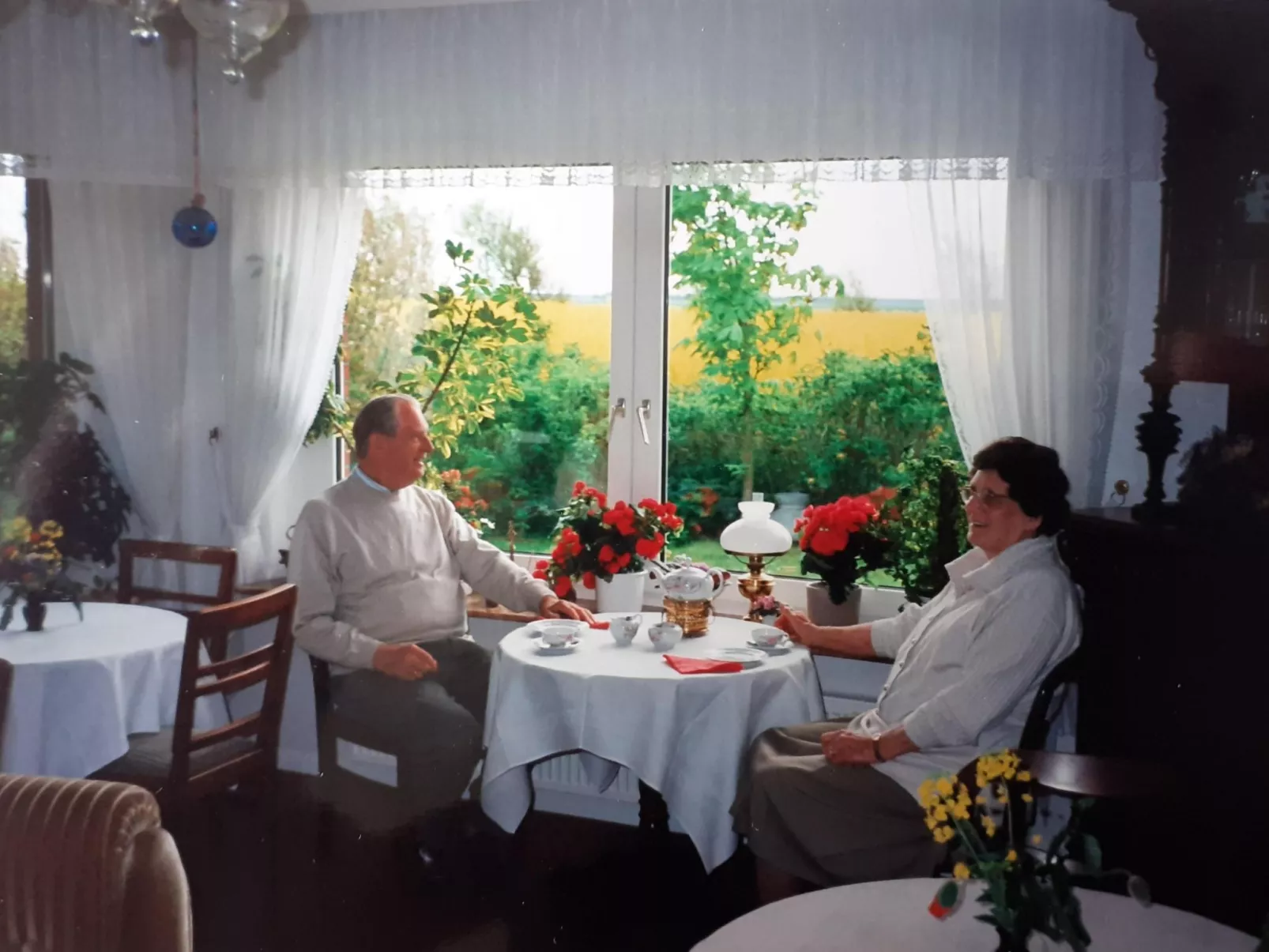 Gästezimmer mit Terrasse - Inside