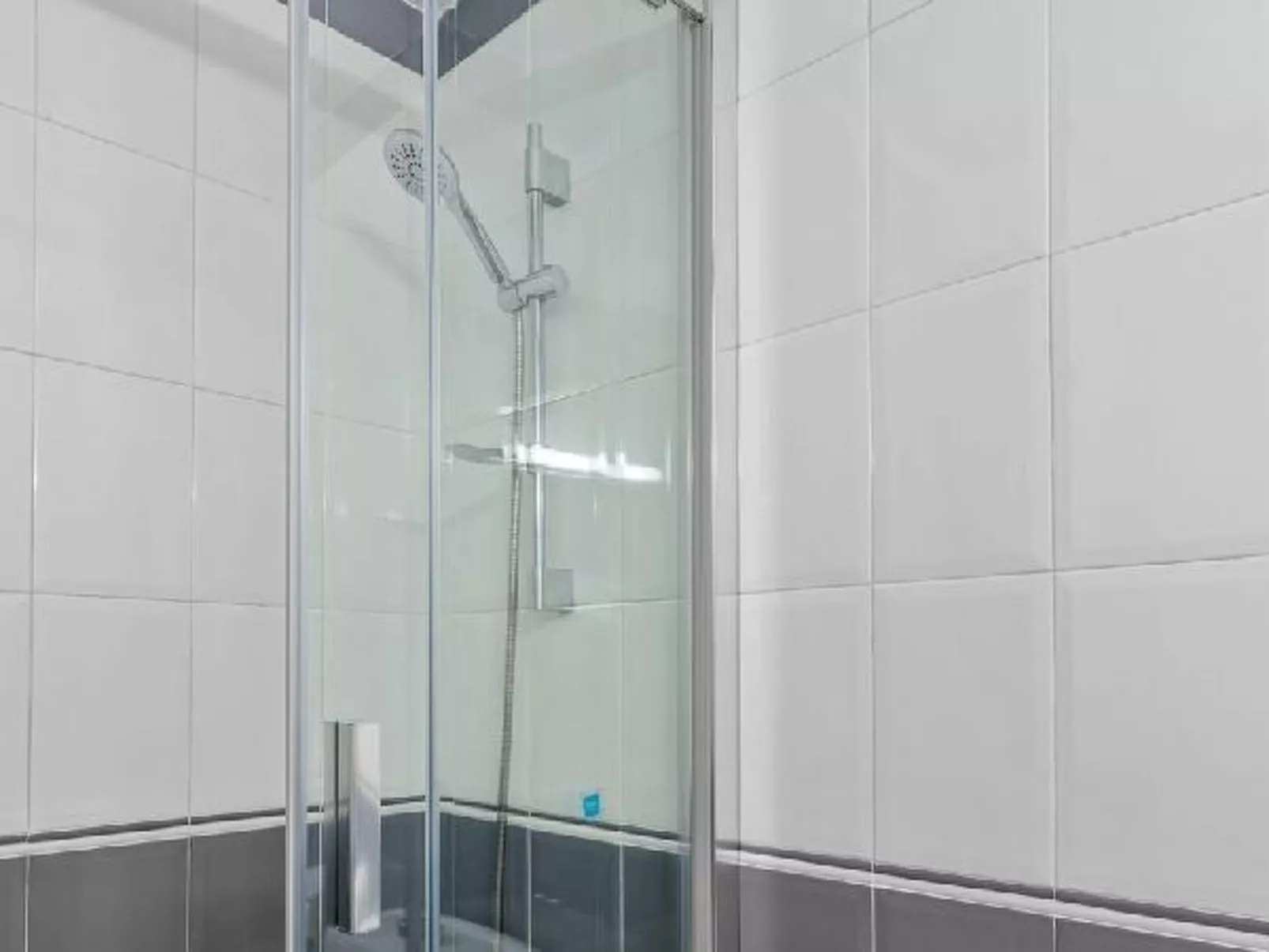 Apartment Aquarium - Plusholidays - Image-tags.info