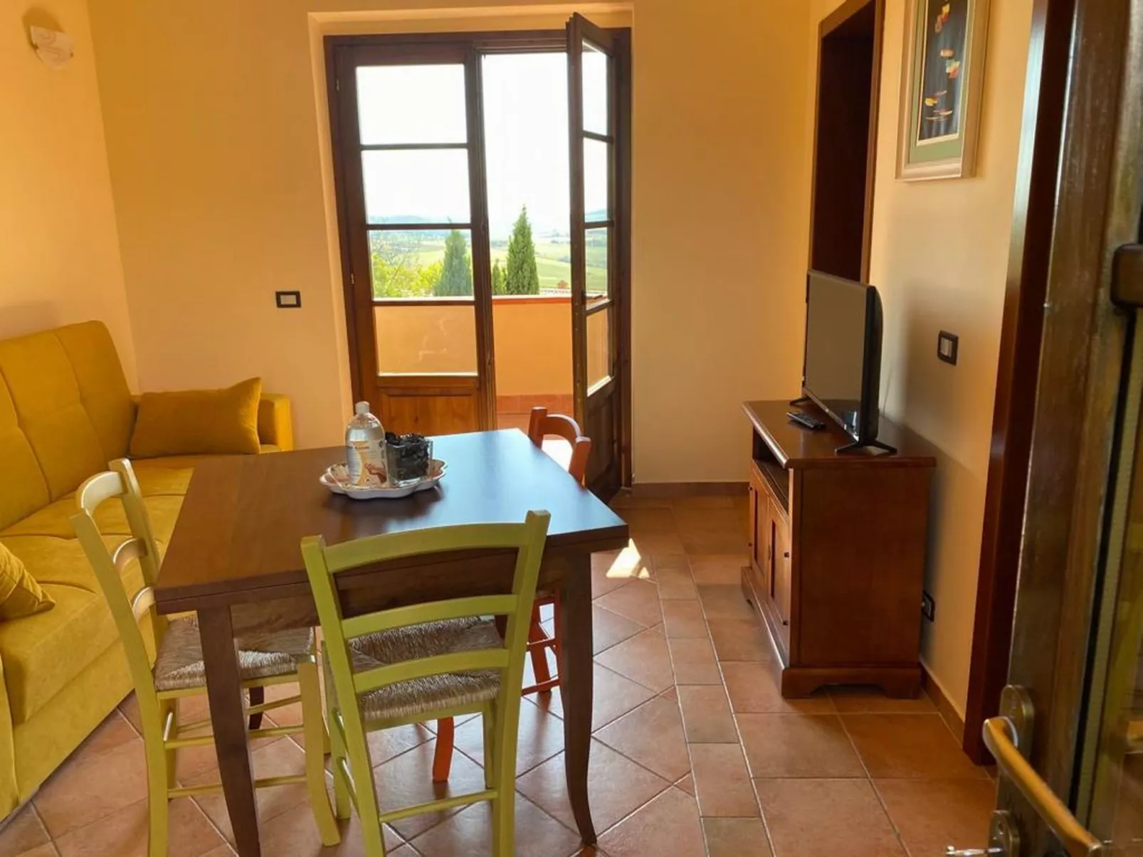 Pieve pomaia trilo flach - Inside