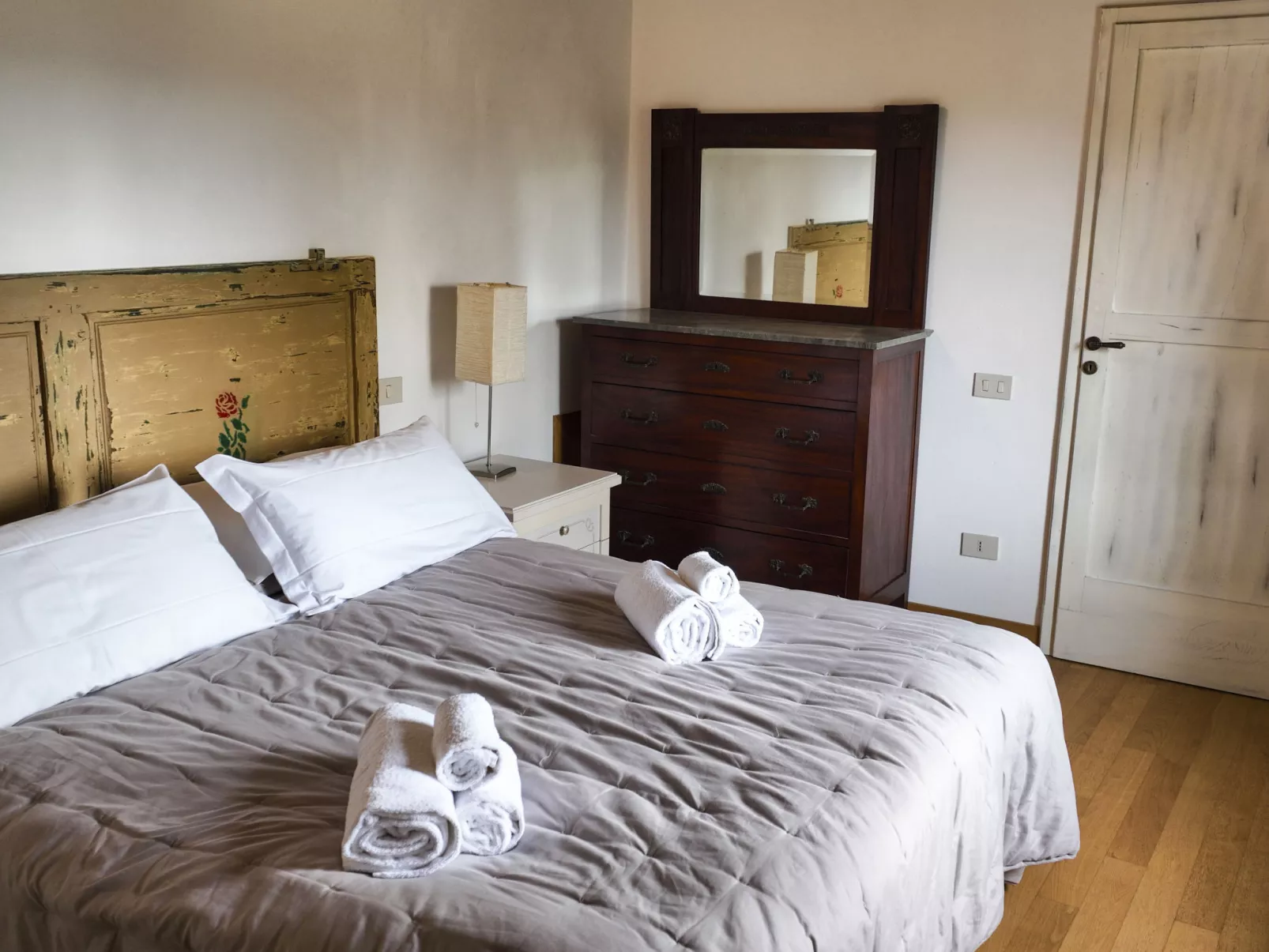 In Montecastelli Pisano mit beheiztem Whirlpool - Dedans