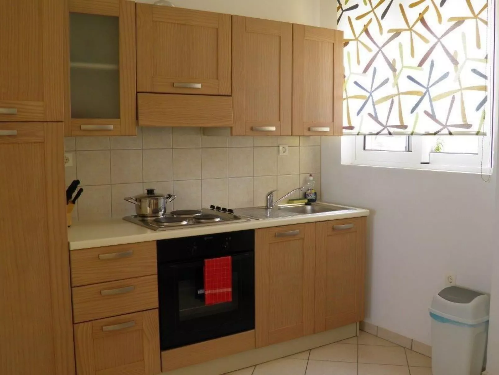 Sehr geräumiges Apartment mit eigenem Pool und Whirlpool - Drinnen