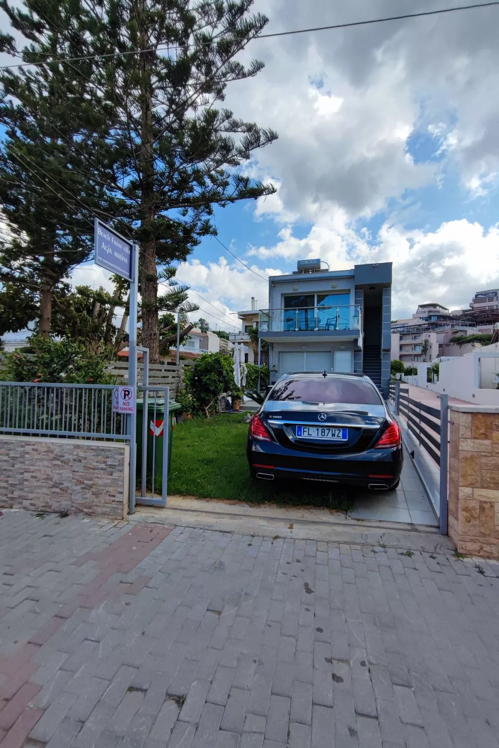 Beachfront Garden Villa - Outside