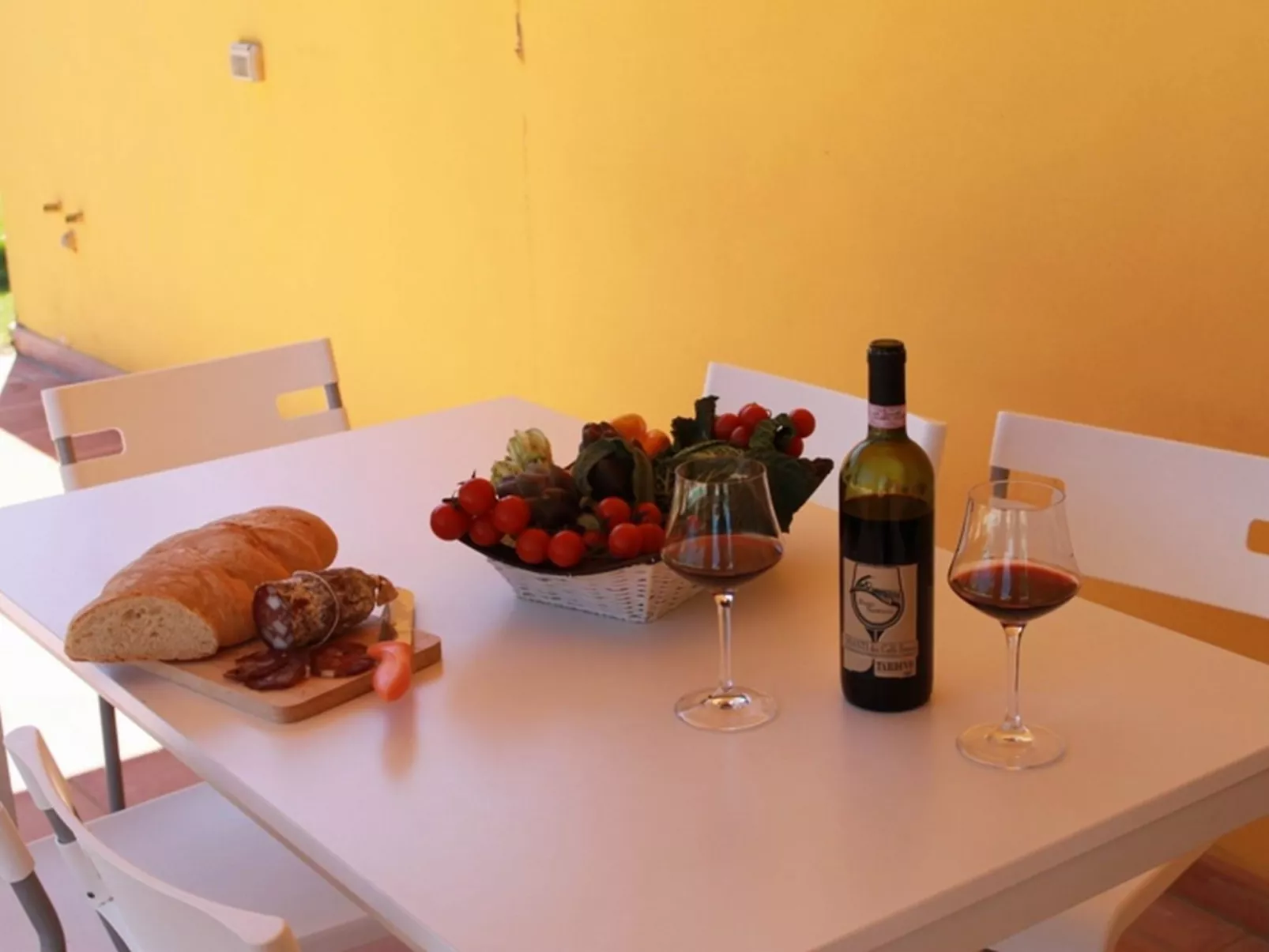 Unterkunft im Erdgeschoss, überdachte Terrasse, Schwimmbad - Image-tags.info