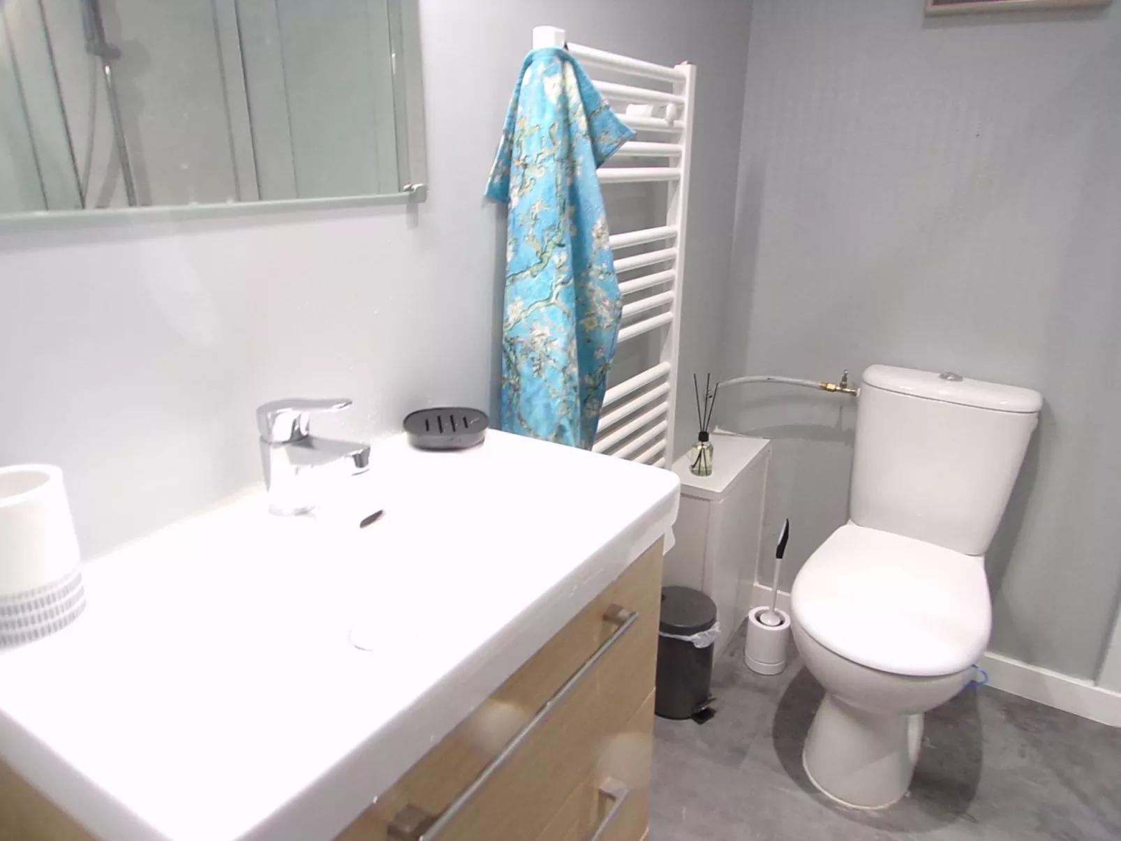 "Saphyr" mit Wi-Fi - Drinnen