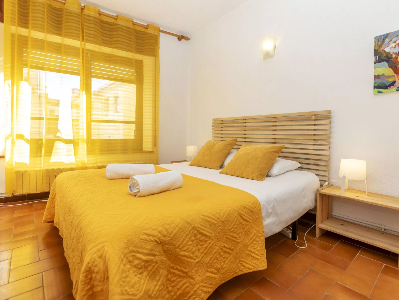 Urban Plaza Palafrugell - Drinnen