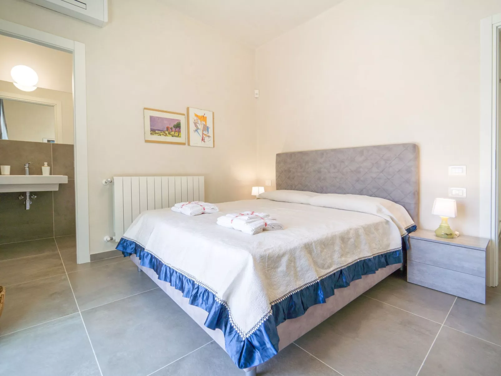 'Mamma Duna' mit Grill - Drinnen