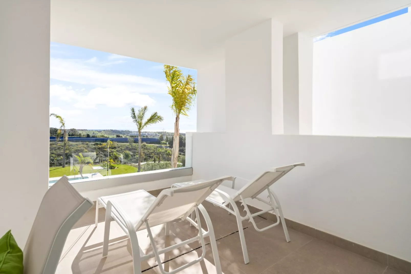Stylish 2-bed Apartment ALCAZABA LAGOON (2011) - Terrasse / balcon