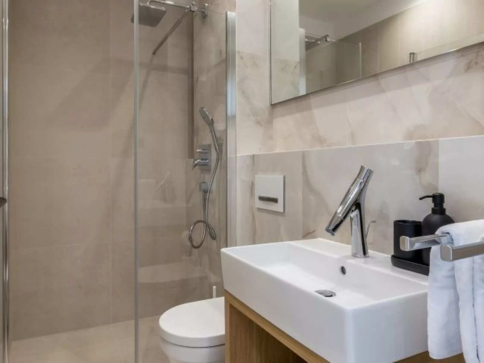 Beachfront villa Mare with seaview and pool - Dedans