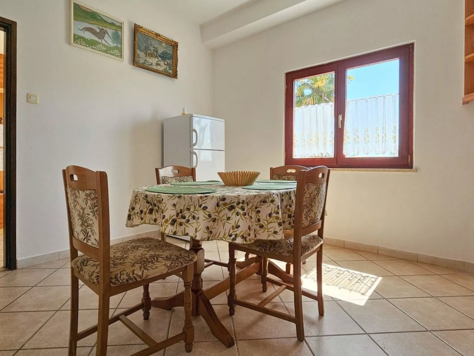 Für 4 Personen ca. 60 m&sup2; in Novigrad, Adriaküste Kroatien (Westküste von I - Inside