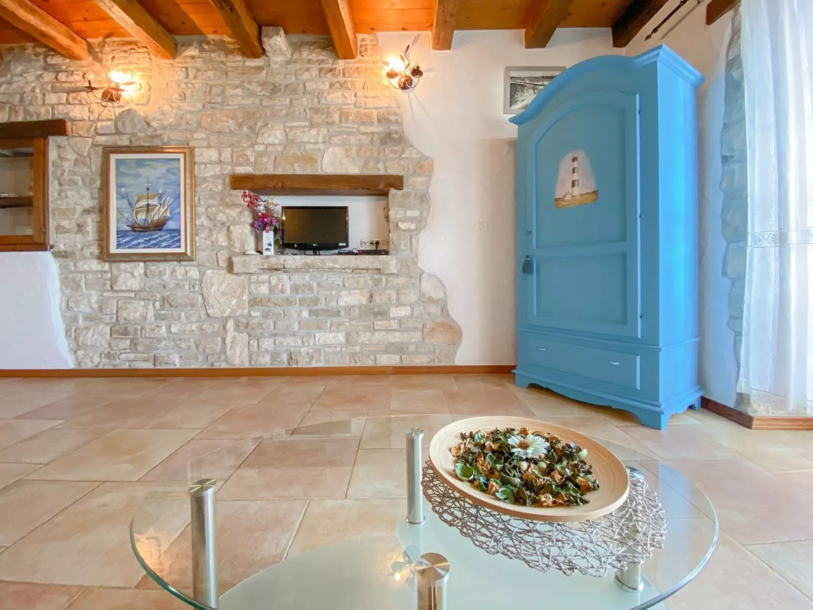 Für 4 Personen ca. 30 m&sup2; in Novigrad, Adriaküste Kroatien (Westküste von I - Image-tags.info