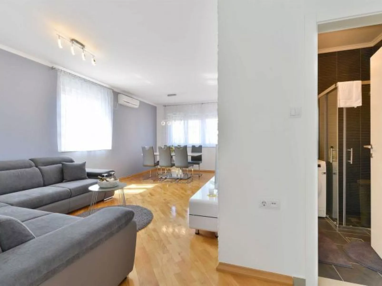 Penthouse Laudato with jacuzzi - Image-tags.info