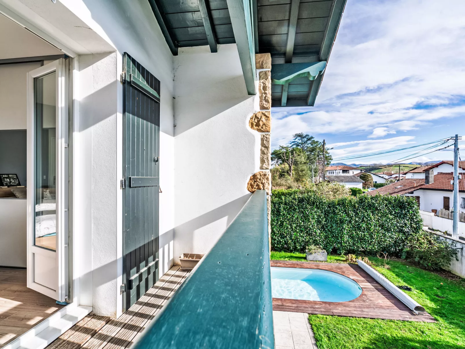 Xoxotartea - Outside